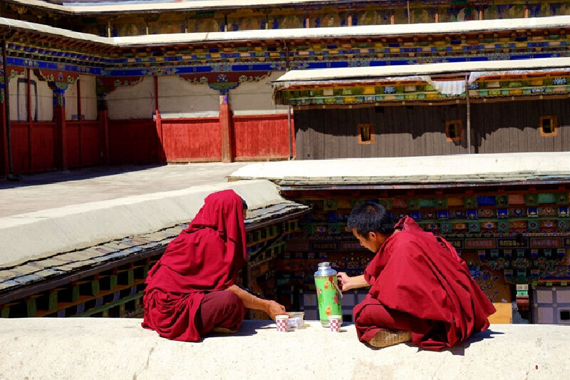 萨迦寺,走进藏地的"小敦煌"