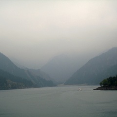 天山