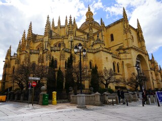 塞哥维亚大教堂