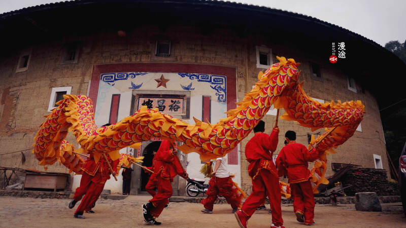 漫途 福建永定土楼:生活着的微城,飘摇在绿水青山般的小村落