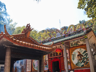 龙岩古寺