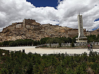 宗山堡抗英遗址