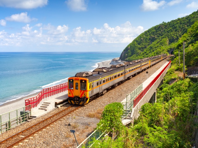  厦门鼓浪屿火车3日游>0购物0自费,连住五星英迪格180度海景房,探秘