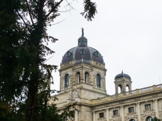 玛丽亚•特蕾西亚广场