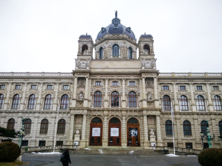 玛丽亚•特蕾西亚广场