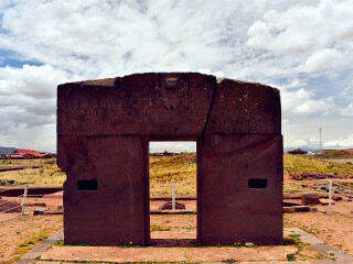 蒂亚瓦纳科太阳门