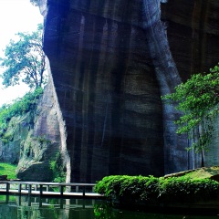 莲花山