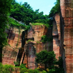 莲花山
