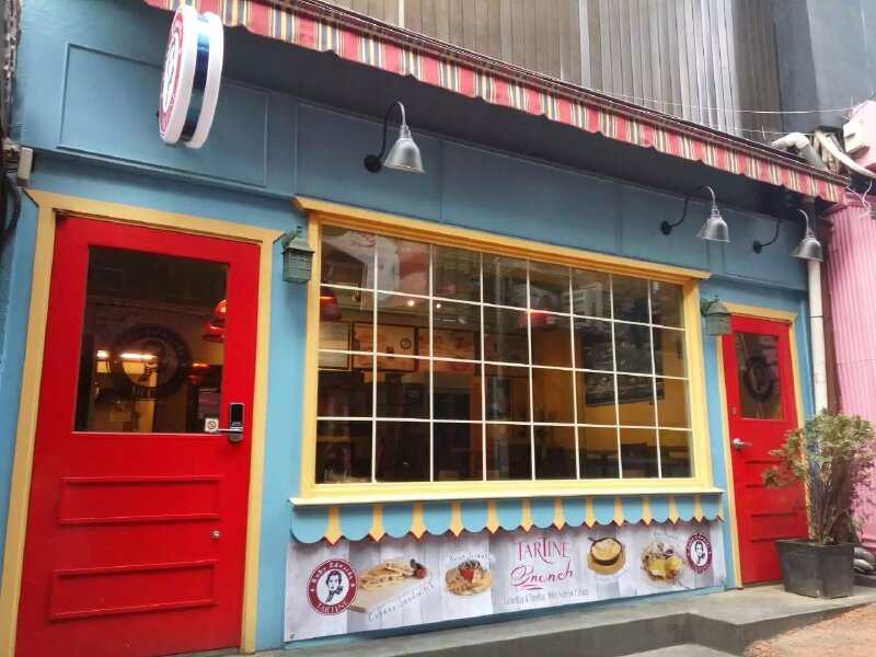 早上有叫早服务不过鉴于已经约好了时间,以及=基本的守时守约的素养