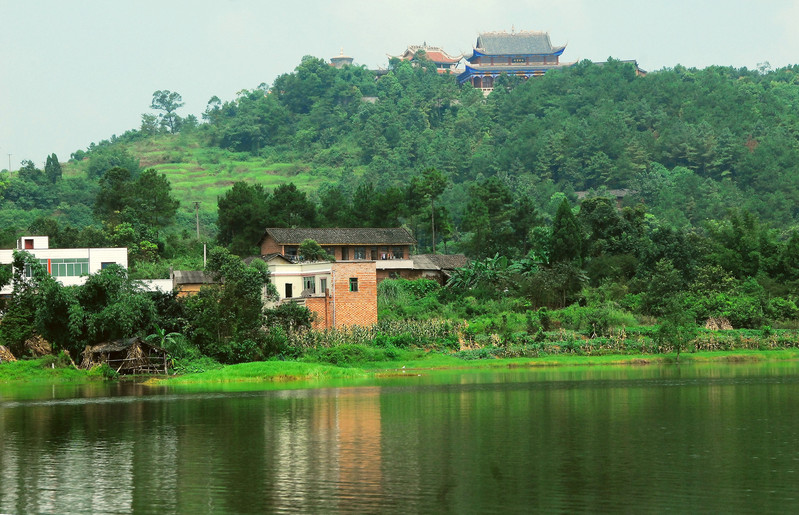 泸州玉龙湖风景区图片