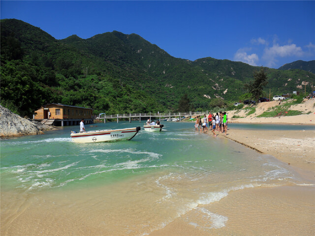 深圳南澳西冲沙滩2日游>宿客栈或民居