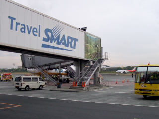 尼诺伊阿基诺国际机场