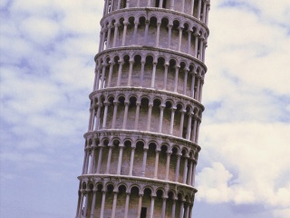 比萨斜塔
