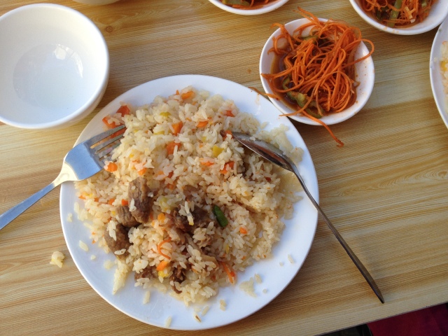 先上一张红山公园导