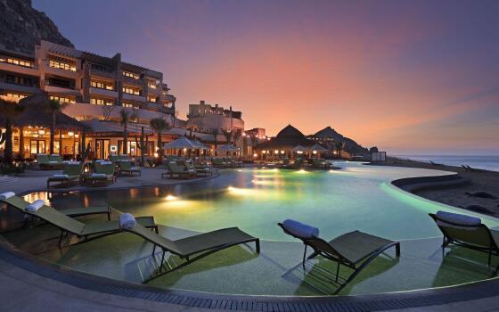 卡佩拉石滩酒店