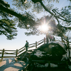 仙人踩高跷的#旅图换旅费#