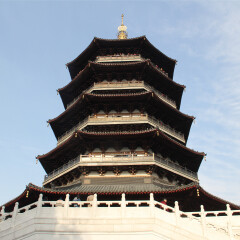 雷峰塔的#旅图换旅费# #旅拍# #名胜古迹#
