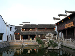 月河历史街区