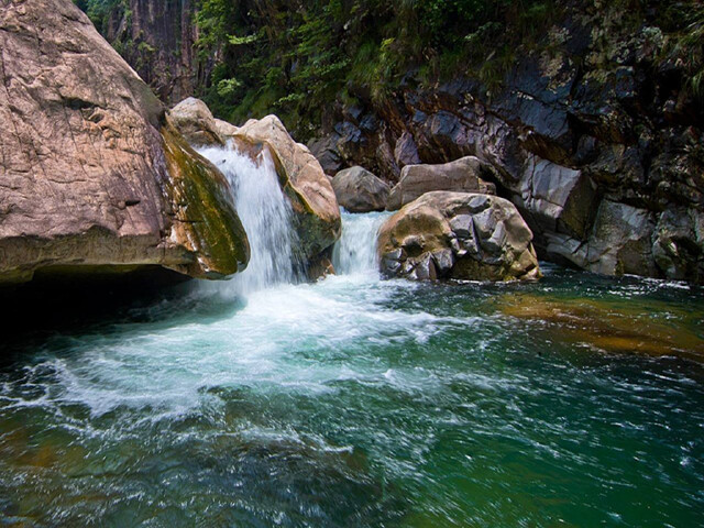  绩溪龙川-鄣山大峡谷-徽州仁里古村2日游>山水古村完美结合,首道大