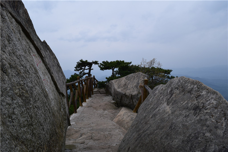 薄刀峰景區遊記