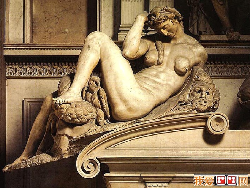 米开朗基罗《昼夜晨暮》雕塑作品之:《昼》似乎是一个未完成的男性