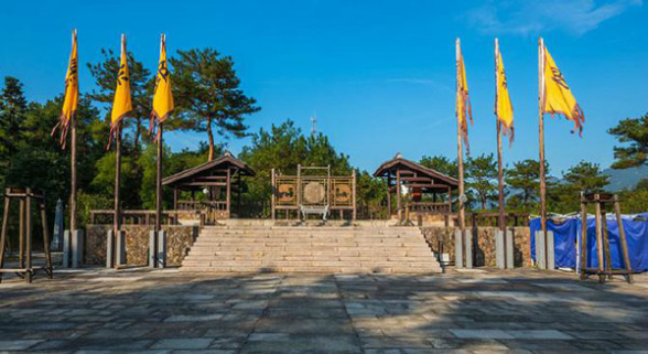 雾中画卷,世人不见,只在深山——青田伯温古村