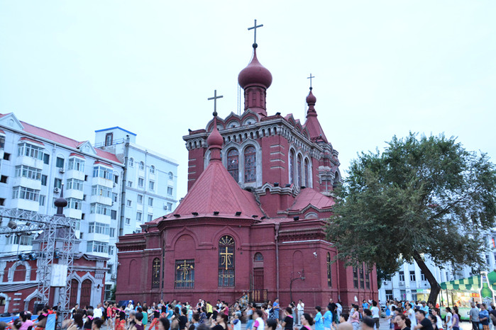 哈尔滨站北广场教堂图片