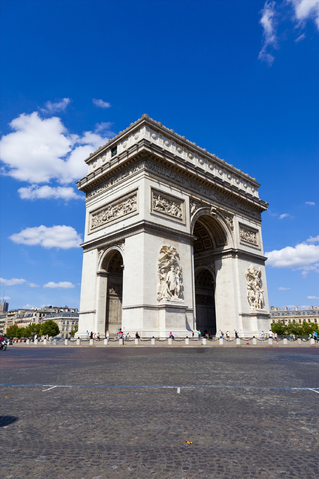 [春节] 法国 瑞士 意大利13日游>广州往返,瑞吉山,卡特巴德温泉,卢浮