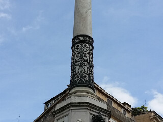 无染原罪圣母柱