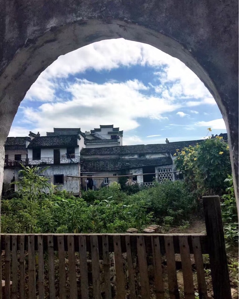 环秀桥,是呈坎古村内最著名的一座小桥