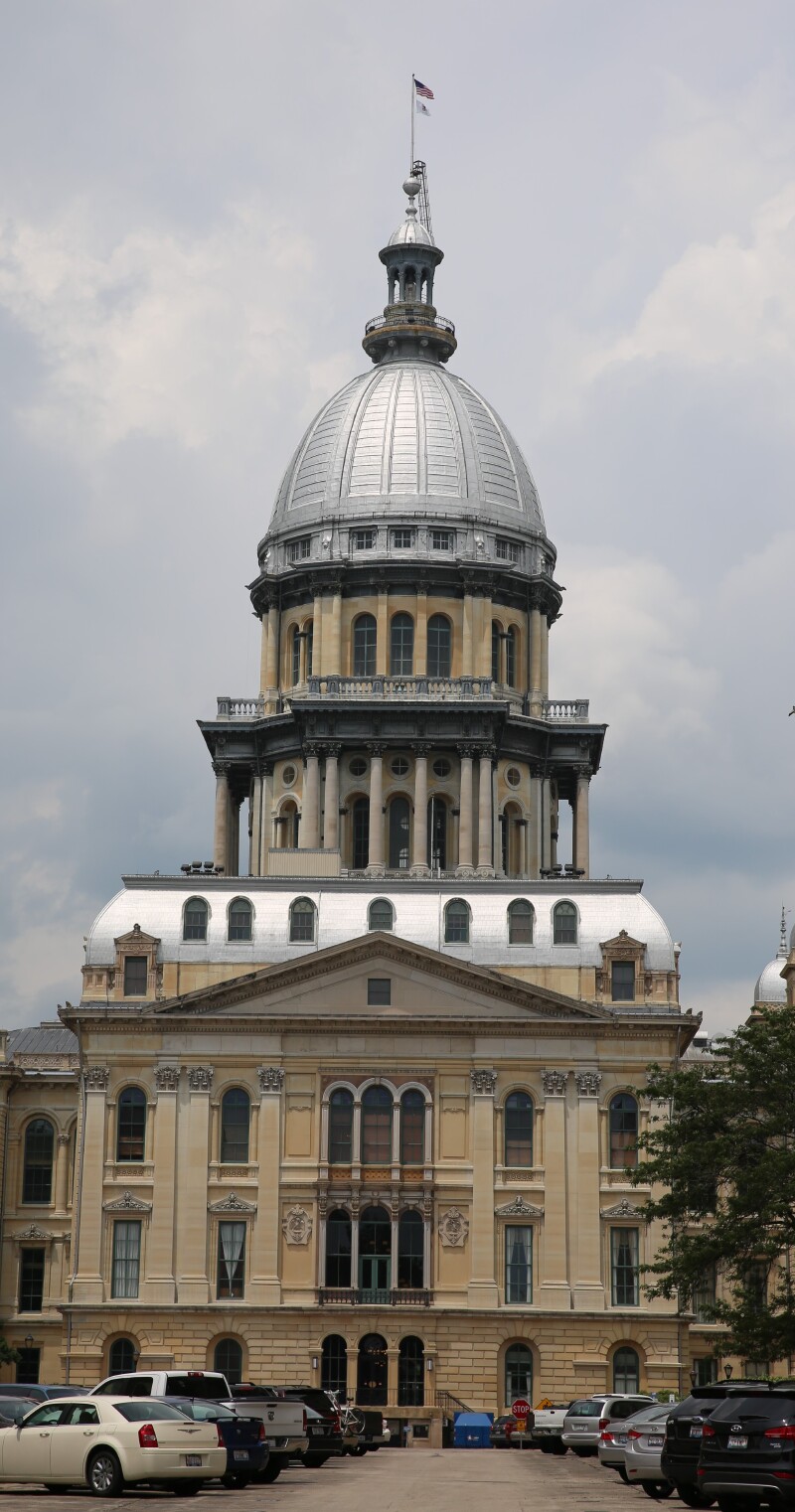 同时,它也是桑加蒙县的首府,位于伊利诺伊州中部,面积156