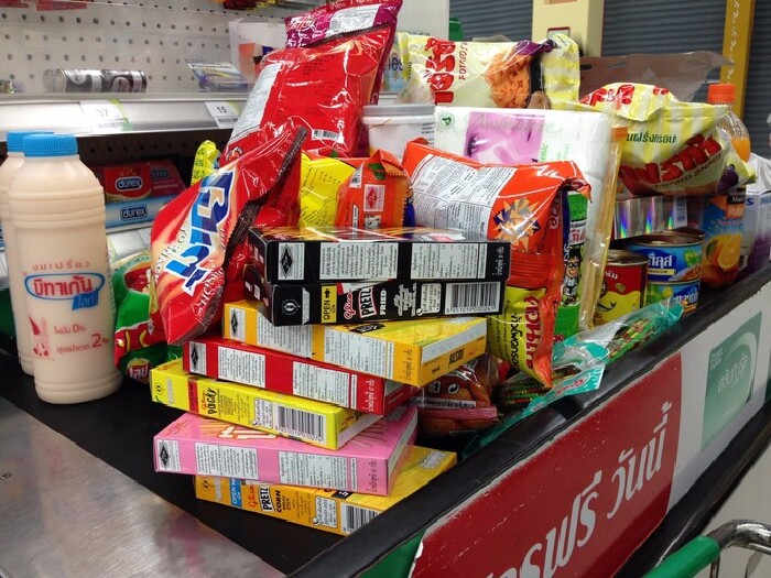 泰国便利店值得买——零食饮料篇