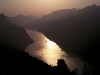西陵峡口