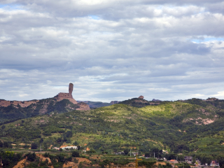 承德棒槌山（馨锤峰）