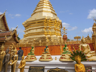 素贴寺释迦摩尼真身舍利塔