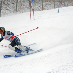 平山神鹿滑雪场