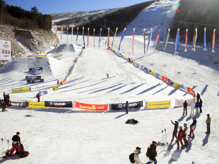 平山神鹿滑雪场