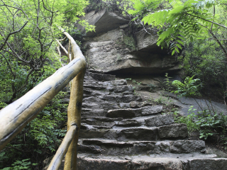 黑龙潭自然风景区