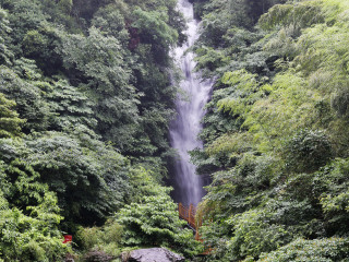 湖州安吉藏龙百瀑