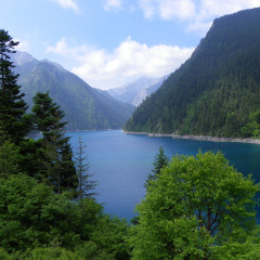 英纳湖