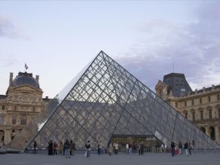 法国卢浮宫卡鲁塞尔商廊