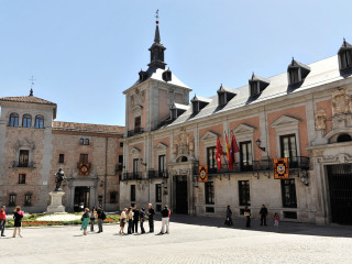 马德里市政广场