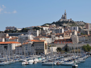 马赛老港码头区