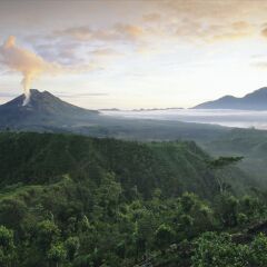 京打马尼火山