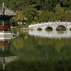 黑龙潭公园