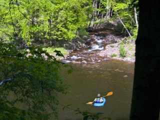 大溪峡闯滩漂流