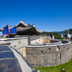 水原华城