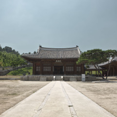 水原华城