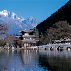 黑龙潭公园