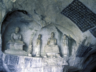 摩崖造像